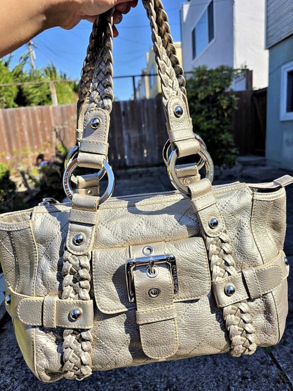 Isabella Fiore Braided Handle Shoulder Bag in Gold